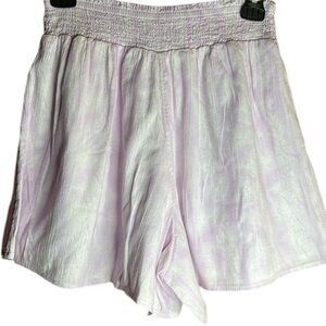 True Craft Pale Pink/Lavender Tie Dye Lined Short Medium